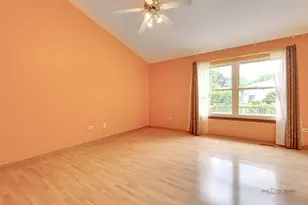 503 Lasalle Ln, Buffalo Grove, IL 60089 - Photo 9