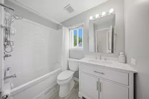 1422 Almaden Ln, Gurnee, IL 60031 - Photo 17