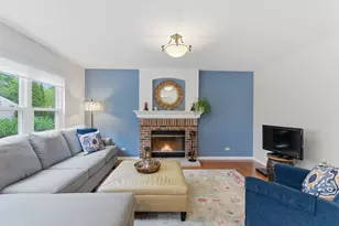 1422 Almaden Ln, Gurnee, IL 60031 - Photo 7