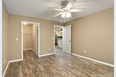 2313 Silverstone Drive #2313, Carpentersville, IL 60110 - Photo 15