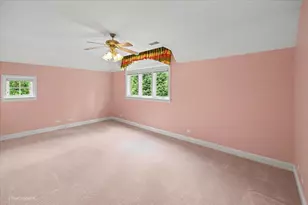 12 Carlisle Dr, Oak Brook, IL 60523 - Photo 77