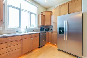 1021 Bertram Dr, Freeport, IL 61032 - Photo 7
