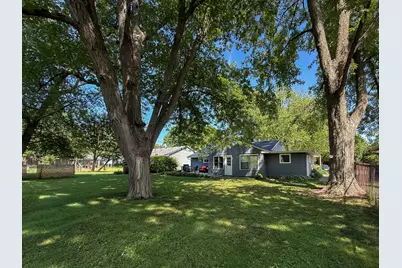 415 Parkside Drive, Sycamore, IL 60178 - Photo 13