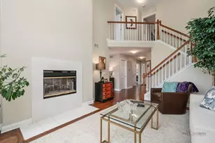 525 White Oak Ln, Lake Barrington, IL 60010 - Photo 7