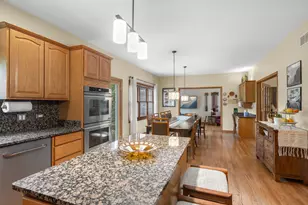 12915 Silver Fox Dr, Lemont, IL 60439 - Photo 11