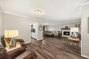 90 Golfview Ln, Frankfort, IL 60423 - Photo 5