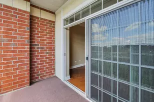 1 Itasca Pl, Itasca, IL 60143 - Photo 37