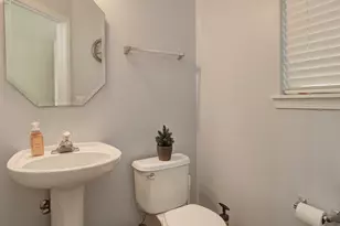2065 Sunrise Cir, Aurora, IL 60503 - Photo 9