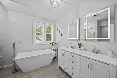 331 E Russell Street, Barrington, IL 60010 - Photo 17