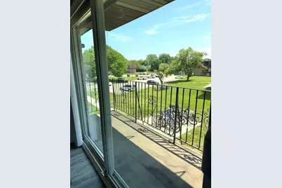 2500 Mark Thomas Lane #8A, Hanover Park, IL 60133 - Photo 5