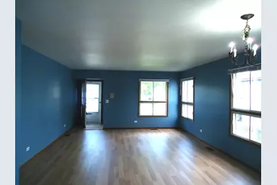 2539 Brunswick Circle, Woodridge, IL 60517 - Photo 5