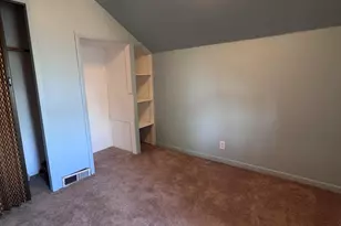 408 E Elm St, Streator, IL 61364 - Photo 13