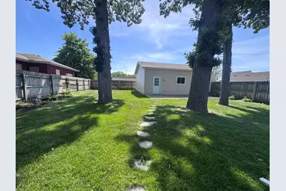 408 E Elm Street, Streator, IL 61364 - Photo 27