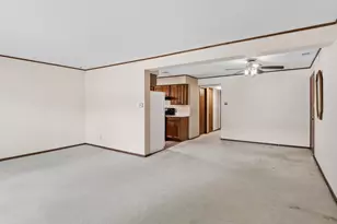 9654 Nottingham Ave, Chicago Ridge, IL 60415 - Photo 5