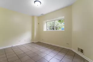 1682 Dogwood Ln, Hanover Park, IL 60133 - Photo 15