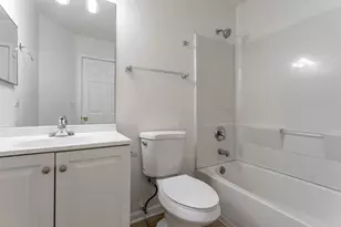 1682 Dogwood Ln, Hanover Park, IL 60133 - Photo 13