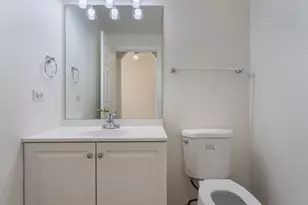 1682 Dogwood Ln, Hanover Park, IL 60133 - Photo 7