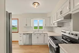 408 E South Ct St, Chatsworth, IL 60921 - Photo 17