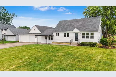 408 E South Court Street, Chatsworth, IL 60921 - Photo 3