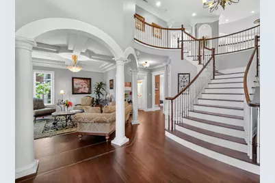 151 Palmer Circle, Vernon Hills, IL 60061 - Photo 7