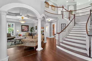 151 Palmer Cir, Vernon Hills, IL 60061 - Photo 7