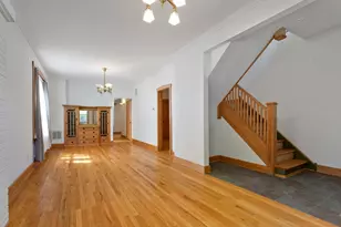 3843 W Addison St, Chicago, IL 60618 - Photo 3