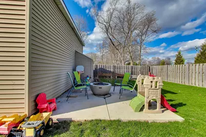 631 S Hale Street, Wheaton, IL 60187 - Photo 43