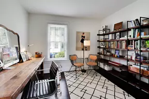 631 S Hale St, Wheaton, IL 60187 - Photo 11