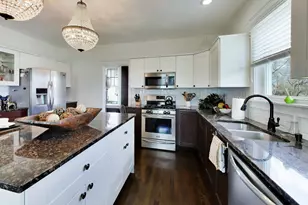 631 S Hale St, Wheaton, IL 60187 - Photo 13