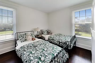 631 S Hale Street, Wheaton, IL 60187 - Photo 25