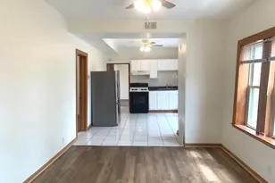 1538 N St Louis Ave, Chicago, IL 60651 - Photo 3