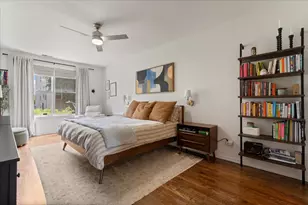 2040 W Belmont Ave, Chicago, IL 60618 - Photo 17