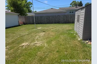 148 Pecos Circle, Carpentersville, IL 60110 - Photo 3
