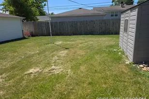 148 Pecos Cir, Carpentersville, IL 60110 - Photo 3