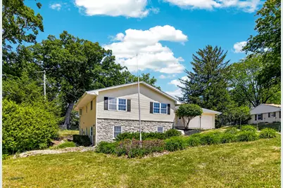 5010 Guilford Road, Rockford, IL 61107 - Photo 1
