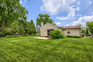 714 Sunset Cir, Streamwood, IL 60107 - Photo 29
