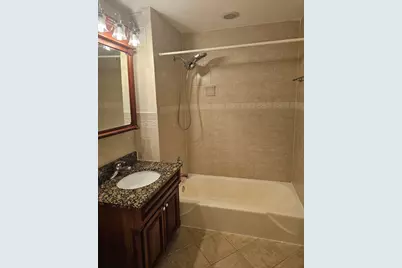 [Address not provided], Skokie, IL 60076 - Photo 7