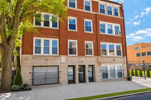 1635 W Morse Ave, Chicago, IL 60626 - Photo 1