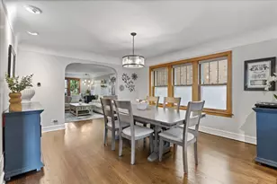 6455 N Talman Ave, Chicago, IL 60645 - Photo 15
