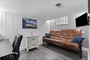 6455 N Talman Ave, Chicago, IL 60645 - Photo 39