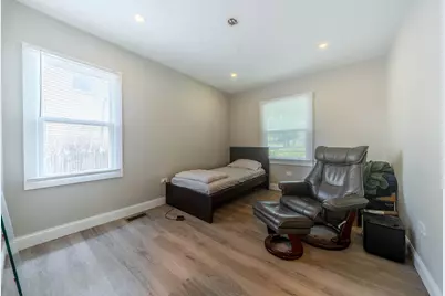 522 N Central Avenue #1, Highwood, IL 60040 - Photo 9