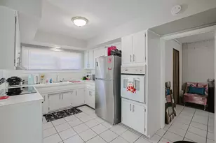 3046 S 24th Ave, Broadview, IL 60155 - Photo 9