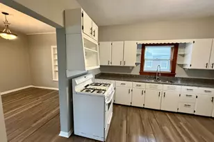 419 Rockwell St, Kewanee, IL 61443 - Photo 13
