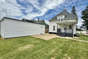 419 Rockwell St, Kewanee, IL 61443 - Photo 5