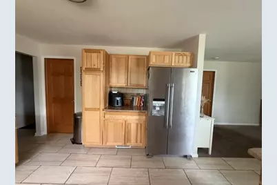 395 S Michigan Avenue, Bradley, IL 60915 - Photo 3