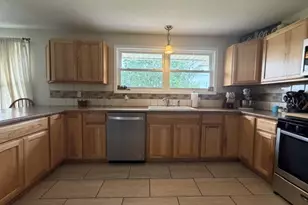 395 S Michigan Ave, Bradley, IL 60915 - Photo 5