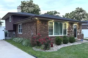 11529 S Laramie Ave, Alsip, IL 60803 - Photo 3
