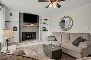 5S254 Radcliff Rd, Naperville, IL 60563 - Photo 7