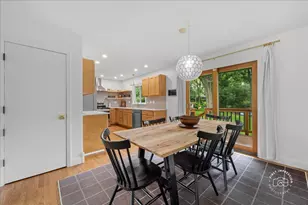 27W755 Robin Ln, West Chicago, IL 60185 - Photo 5