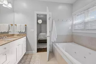 953 W Montana St, Chicago, IL 60614 - Photo 13
